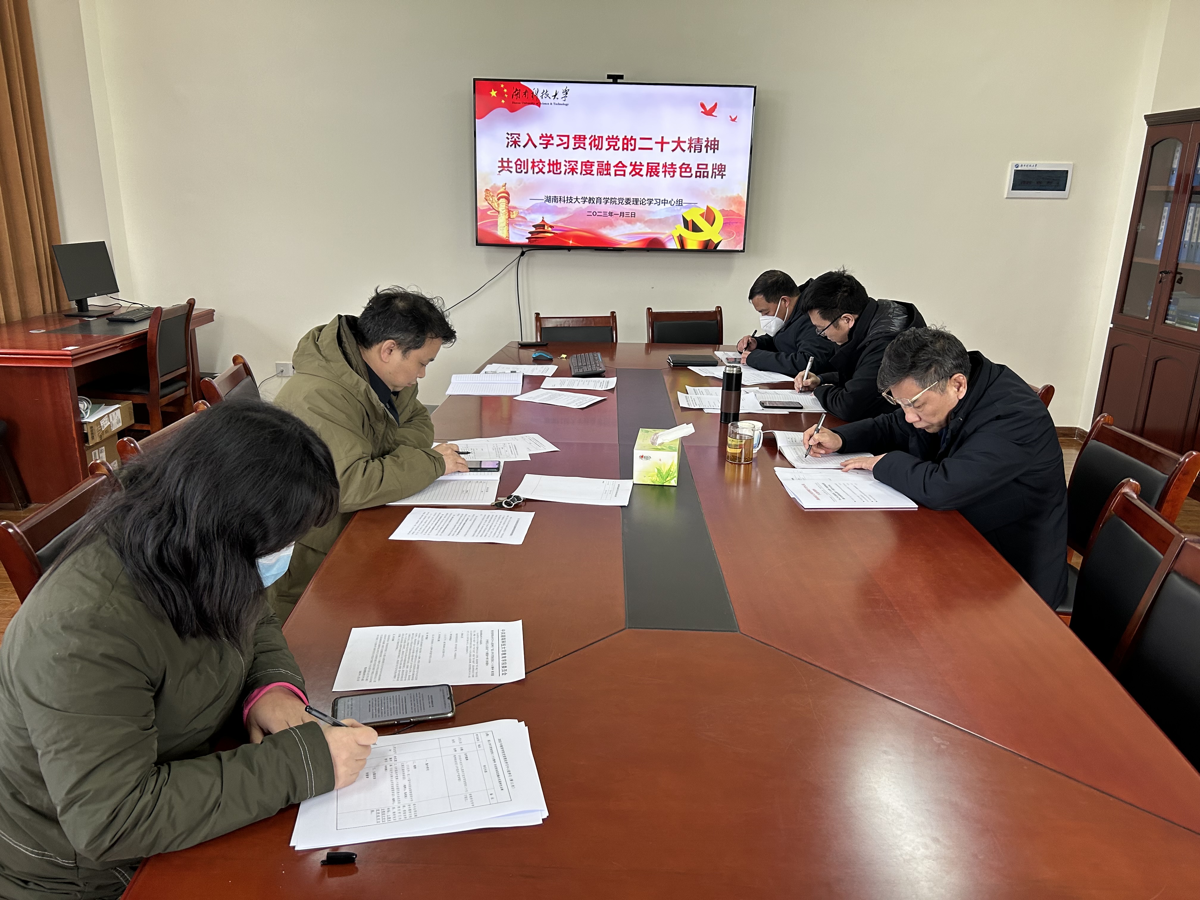 ca5378757294455e9bcfe14948265575.jpg ca5378757294455e9bcfe14948265575.jpg